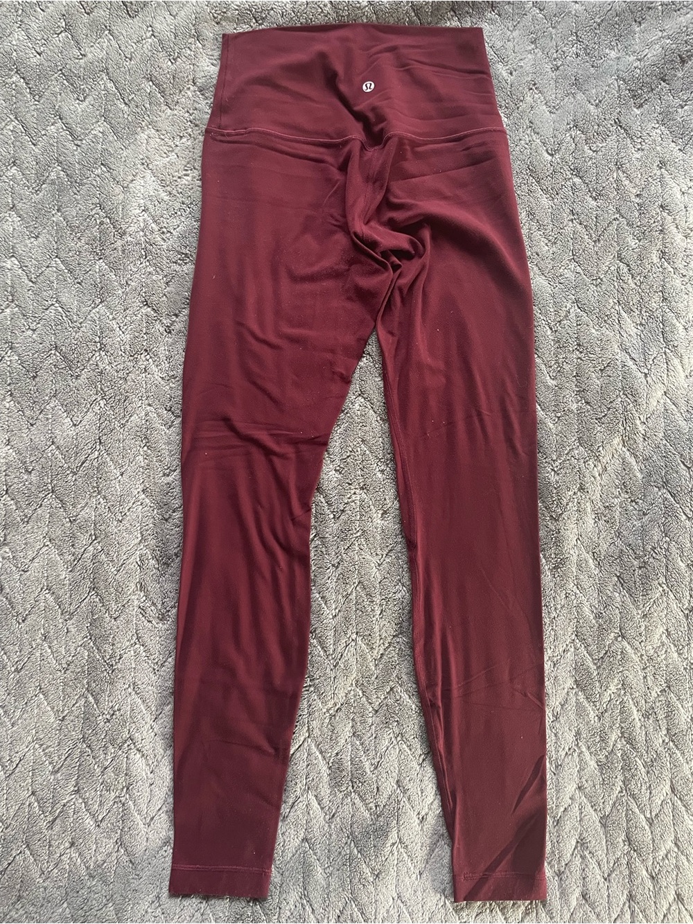 Lululemon burgundy Align leggings